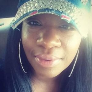 Meet your Posher, Monique